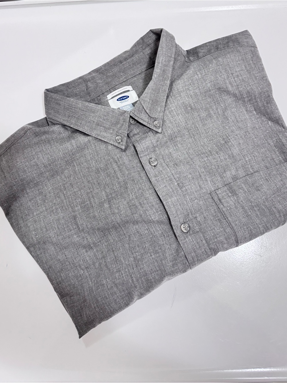 Big & Tall Men’s 3XL…
Gray Button-Down Shirt